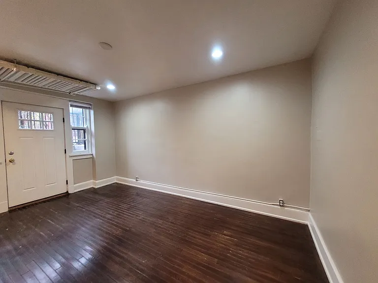 1534 Woodland Ave #B1 — Photo 6