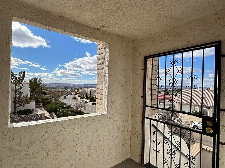 6201 Escondido Dr #3C — Photo 22
