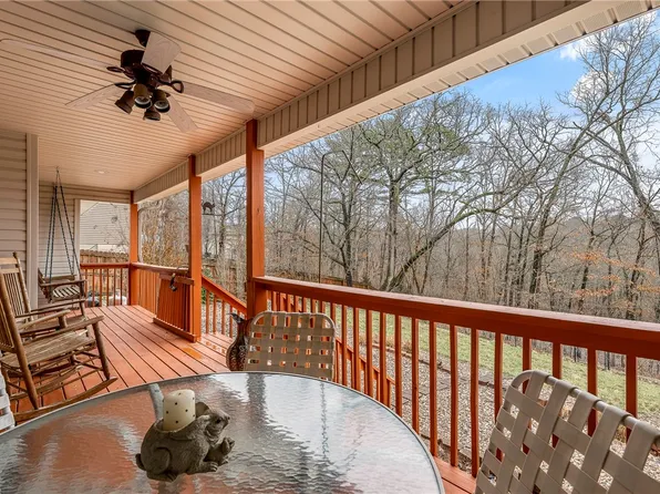 21 Kendal Dr, Bella Vista, AR 72714