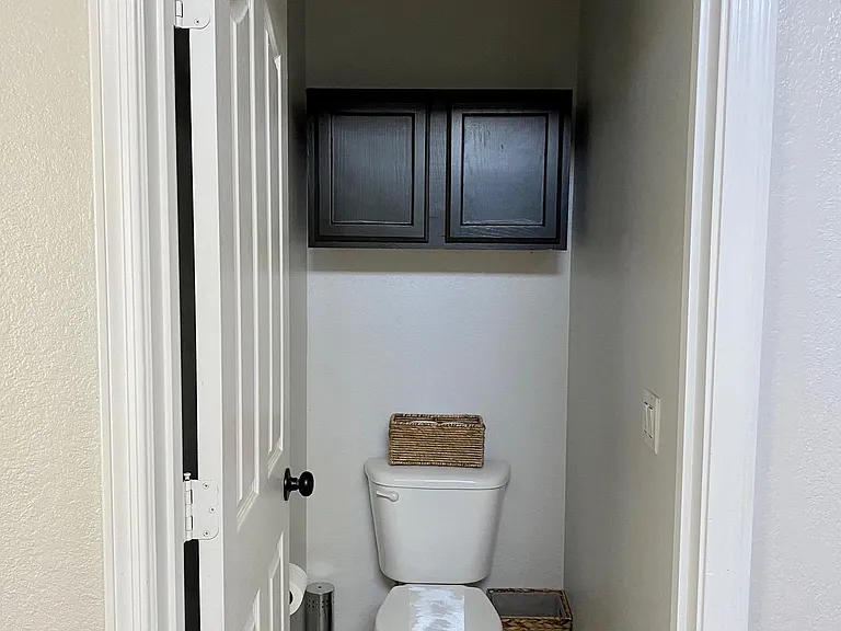 12909 W Clarendon Ave — Photo 19