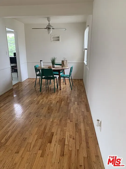 2 bed, 1.0 bath, 1200 sqft, $2,600 — Photo 2