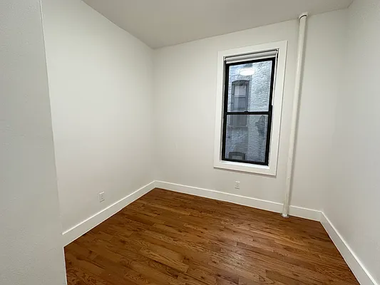 Rented by Camelot Realty Group | media 9