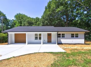 2857 Fran Mar Dr, Gainesville, GA 30506
