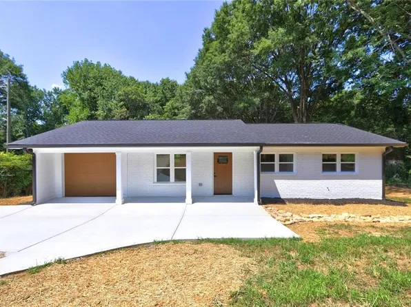 2857 Fran Mar Dr, Gainesville, GA 30506