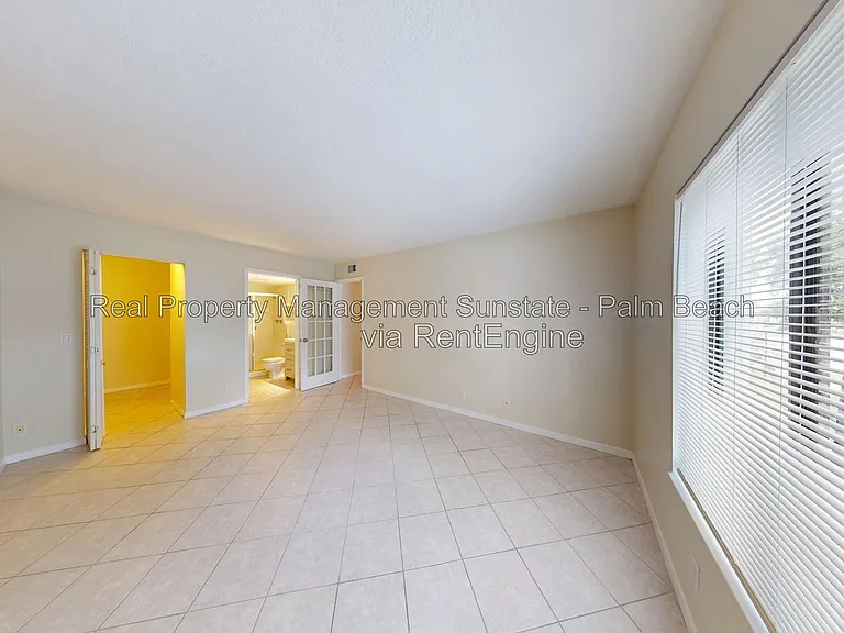 1015 Green Pine Blvd #C2 — Photo 16