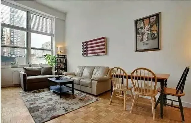 Rented by Century 21 New Golden Age Realty | media 10