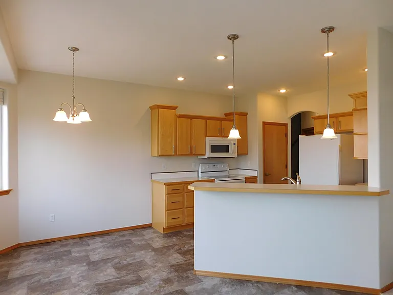 2758 Rue Ct — Photo 19