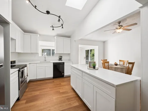 1365 Moyer Rd, Annapolis, MD 21403