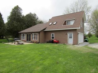2670 Alburg Spgs Rd, Alburgh, VT 05440