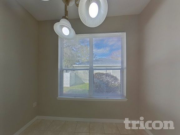 5th image of 3410 Starbird Dr