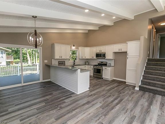 5th image of 1291 Winhurst Dr