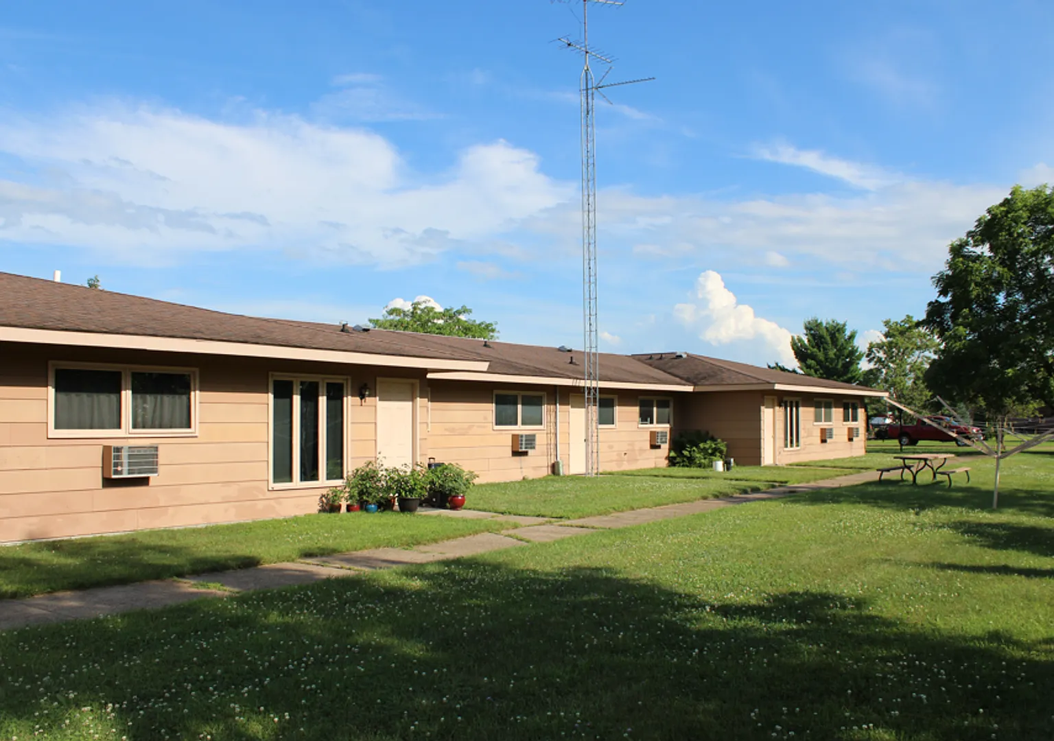 17253 County Highway J — Photo 1