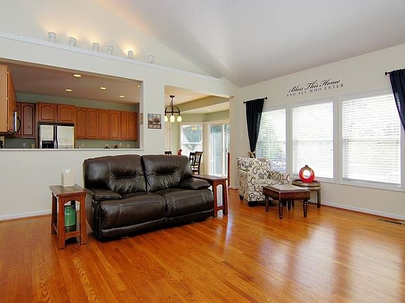 5th image of 5657 Squires Gate Dr