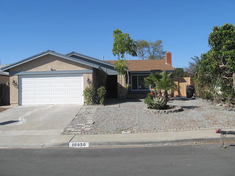 1st image of 10950 Avenida Del Gato