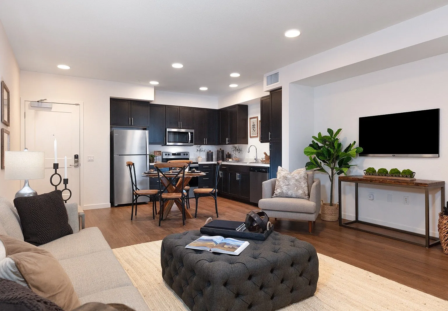 Palmia, Age 55+ Luxury Apartments — Photo 4