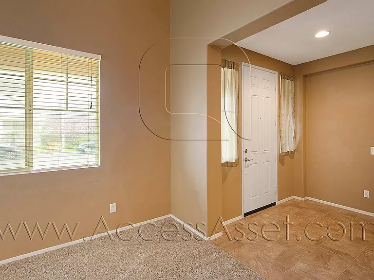 28384 Ware St — Photo 5