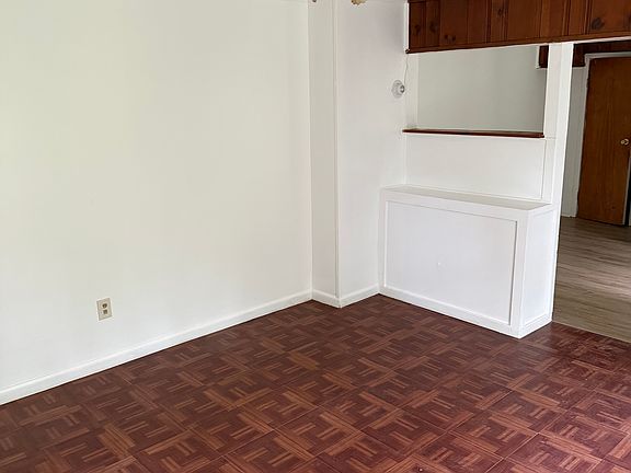 5th image of 5 Livingston Ave #5