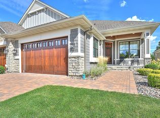 8695 Riley Curv, Chanhassen, MN 55317