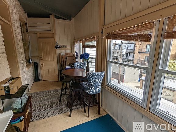 3rd image of 3813 N Wilton Ave APT 3B