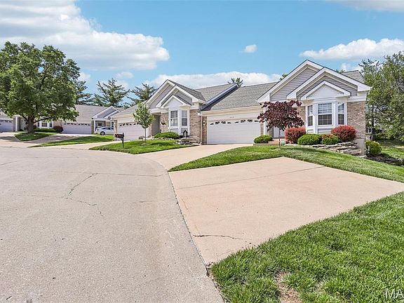2nd image of 2415 S Lakeridge Ct #15