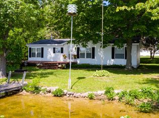 46147 Abernathy Dr, Bloomingdale, MI 49026