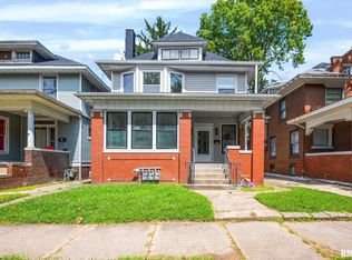 1611 W Barker Ave, Peoria, IL 61606