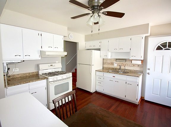 4th image of 132 N Elmwood Ave