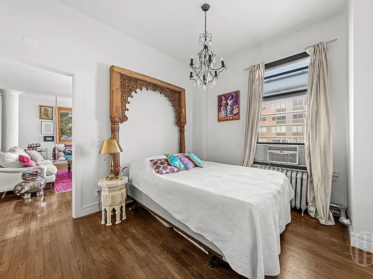 116 W 14th St #8N — Photo 16