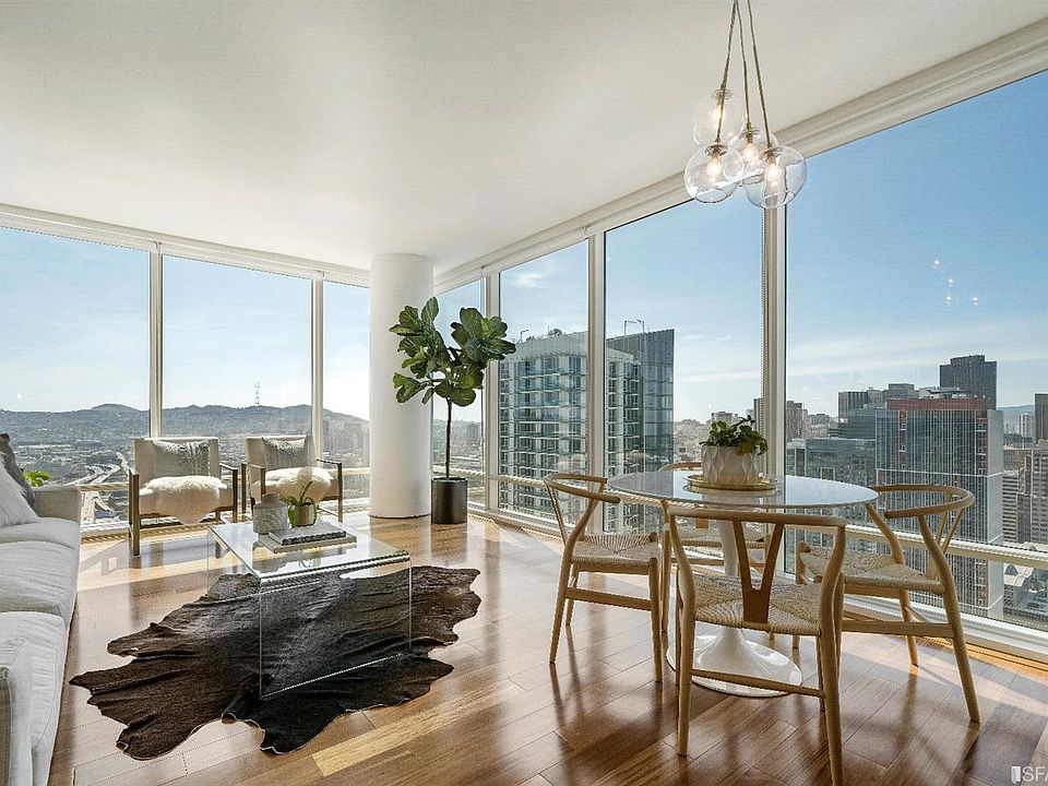 1st image of 425 1st St Unit 3906
