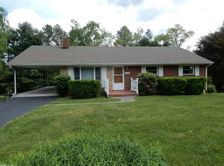 195 Economy St, Christiansburg, VA 24073