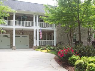 1825 Independence Rd, Greensboro, NC 27408