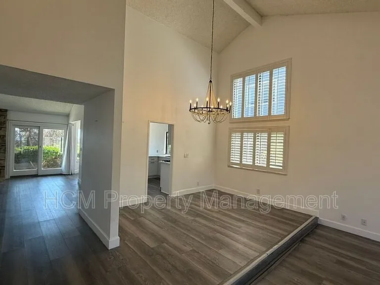 3009 Calle Juarez — Photo 6