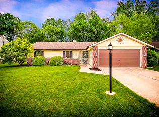 6228 Kiwanis Dr, Fort Wayne, IN