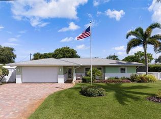 212 Bayside Dr, Venice, FL 34285