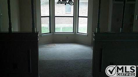 3rd image of 717 Owens Dr