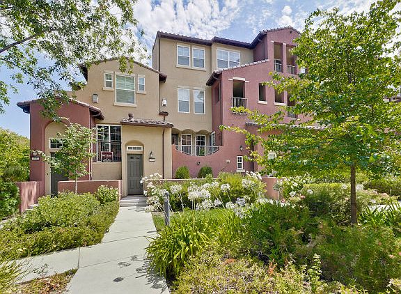 3rd image of 1341 Marcello Dr
