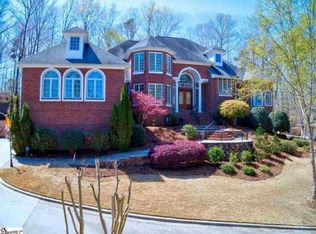 208 Horse Head Point Dr, Seneca, SC 29672
