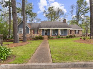 135 Countrywood Cir, Clinton, MS 39056