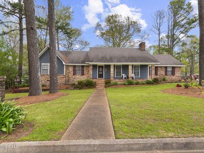 135 Countrywood Cir, Clinton, MS, 39056
