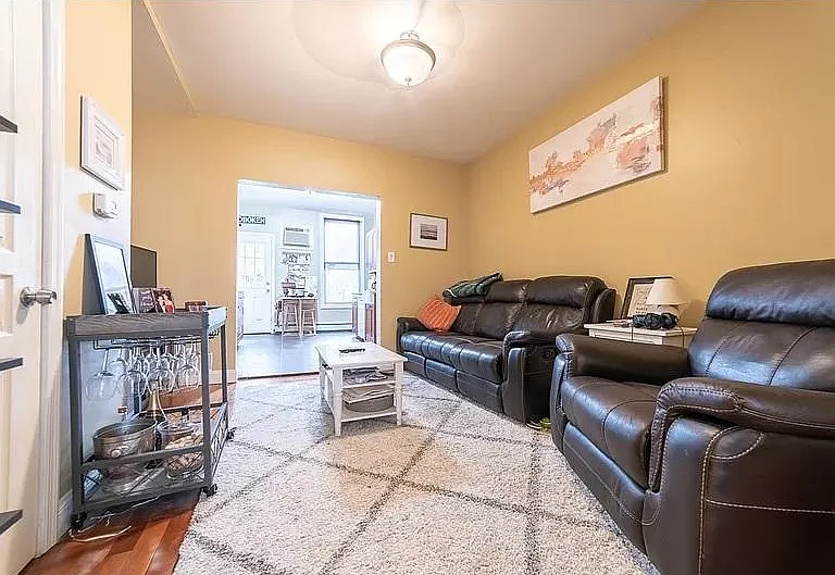 Living Room looking toward kitchen - Color is now light grey