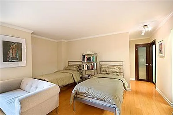 Rented by Sumitomo Real Estate Sales | media 20