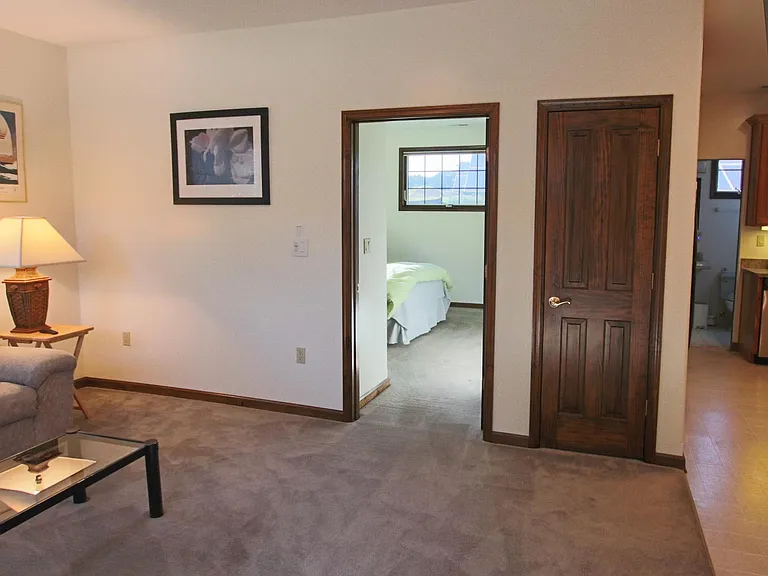 23158 Town Run Dr — Photo 4