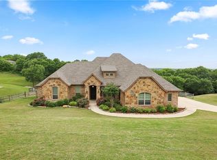10247 Mustang Wells Dr, Fort Worth, TX 76126