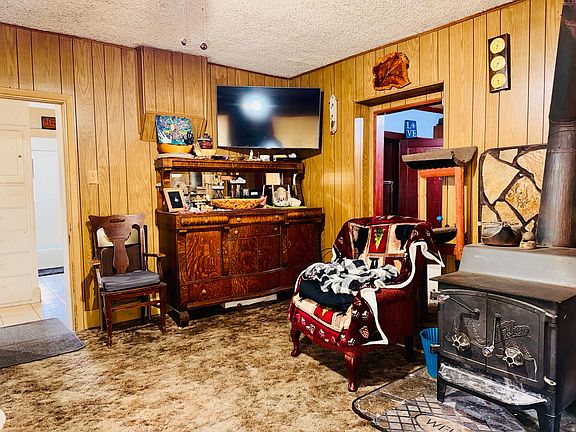 3rd image of 393 W Center St