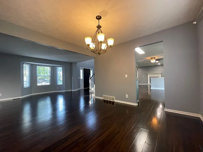 2930 Blackhawk Dr — Photo 10