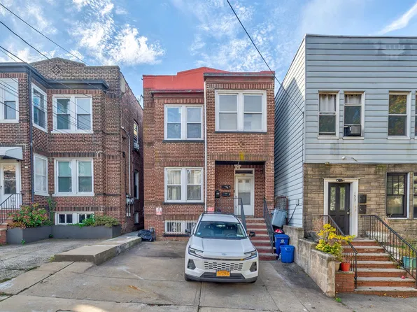 151 Beach Street image 1 of 15