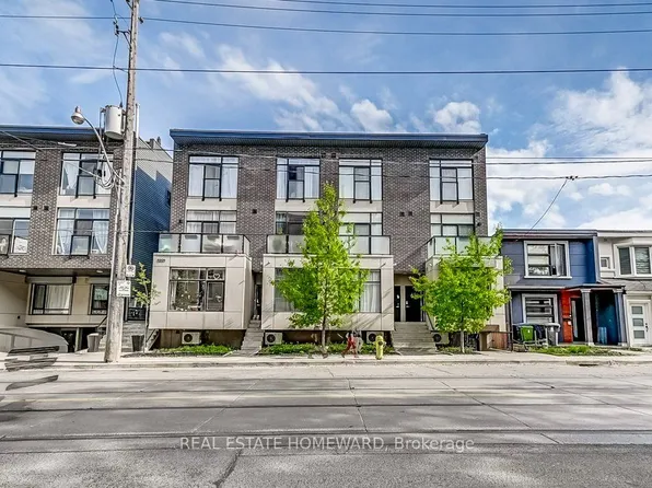 1321 Gerrard St E #4, Toronto, ON M4L 1Y8