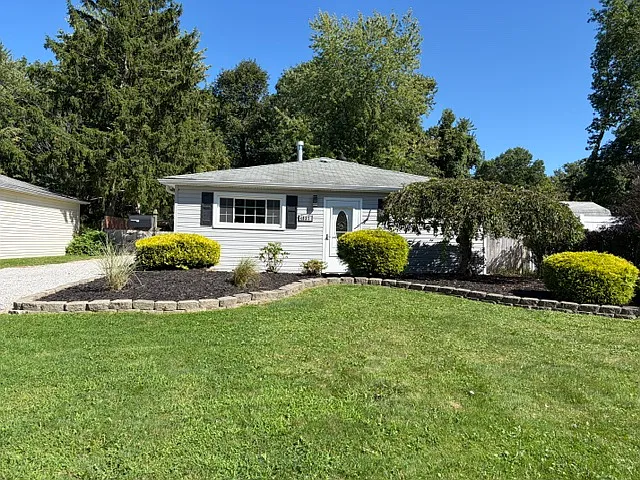 3 bed, 1277 sqft, $1,750 — Photo 3