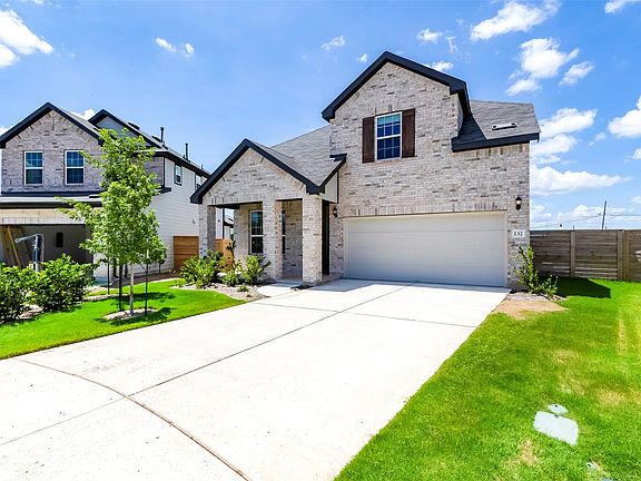 2nd image of 132 Inlet Ln