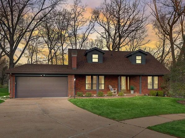 4525 Harvshire Ct, Saint Louis, MO 63128